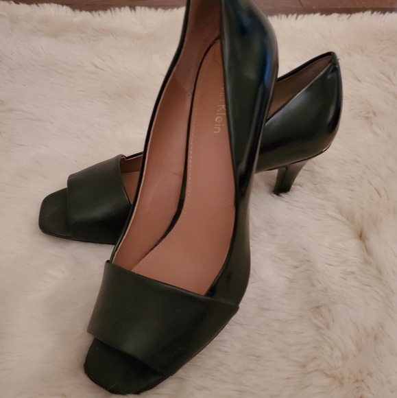 Calvin Klein Heels - Picture 2 of 7